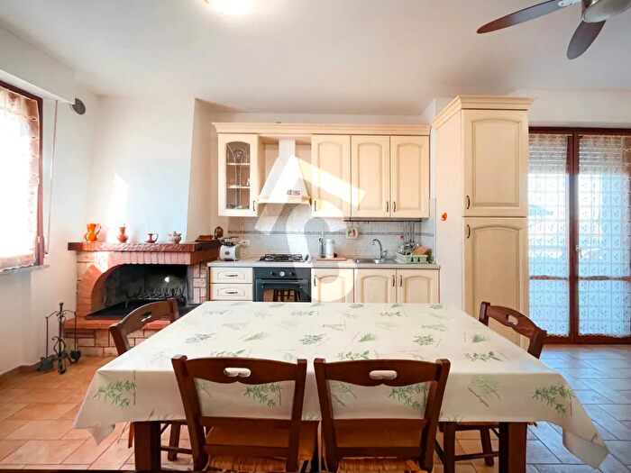 Appartamento trilocale in vendita in Jesi