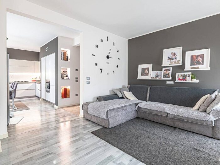 Appartamento con 6 locali in vendita in Via Monte Cesen Bassano del Grappa VI Italia, Centro, Bassano del Grappa