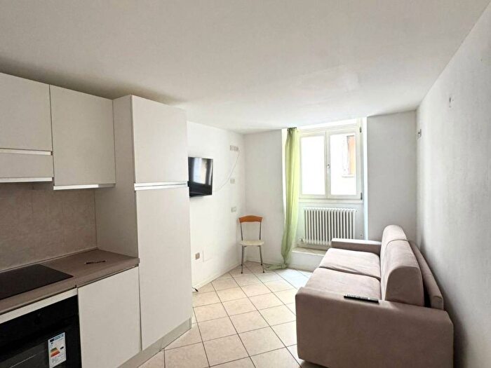 Appartamento bilocale in affitto in Via Giuseppe Mazzini, Centro Storico Santa Maria, Rovereto