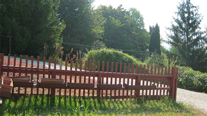 Casa quadrilocale in vendita in Cavaso del Tomba Via Castelces, Montebelluna