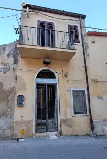 Casa bilocale in vendita in Via Chiaramonte, Ragusa