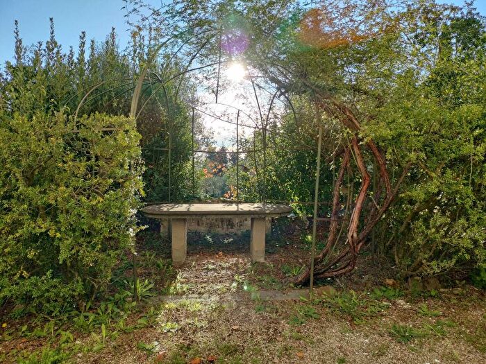 Appartamento con 5 locali in affitto in Via della Petraia, Castello, Firenze