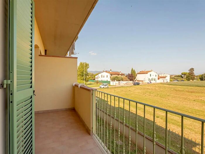 Appartamento quadrilocale in vendita in Via del Castellaccio, Campi Bisenzio