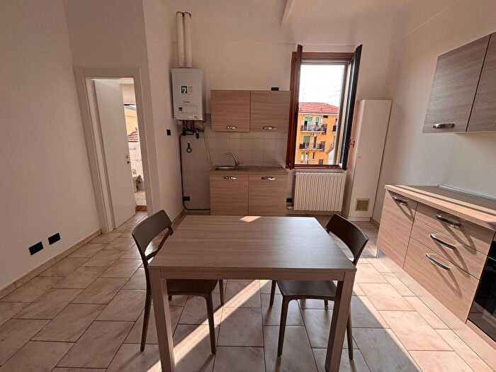 Appartamento bilocale in affitto in Via Giuseppe Giusti, Rondinella Stazione, Sesto San Giovanni