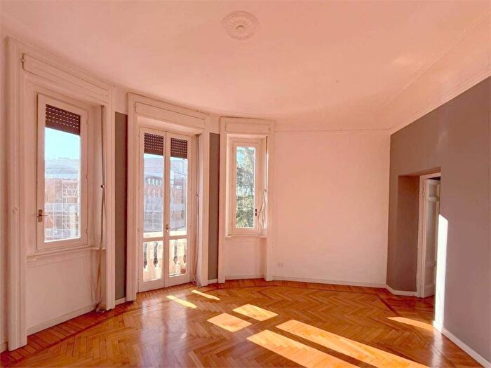 Appartamento trilocale in affitto in Via Francesco Nava, Zara, Milano