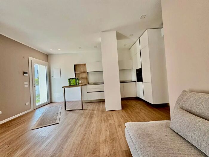 Appartamento bilocale in affitto in Via Catene, Venezia