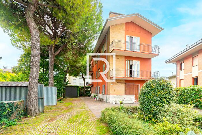 Appartamento quadrilocale in vendita in Luigi Carlo Farini Cesena, Cesena