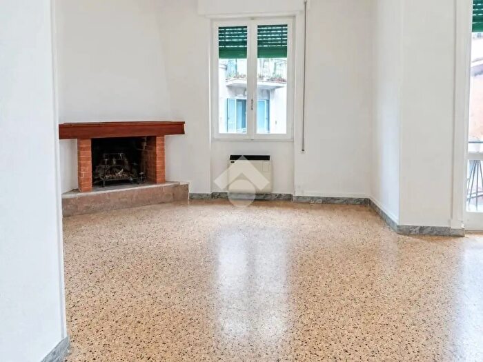 Appartamento quadrilocale in vendita in Via VI Giugno, Olevano Romano