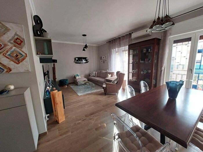 Appartamento quadrilocale in vendita in Via Maltese, Palermo