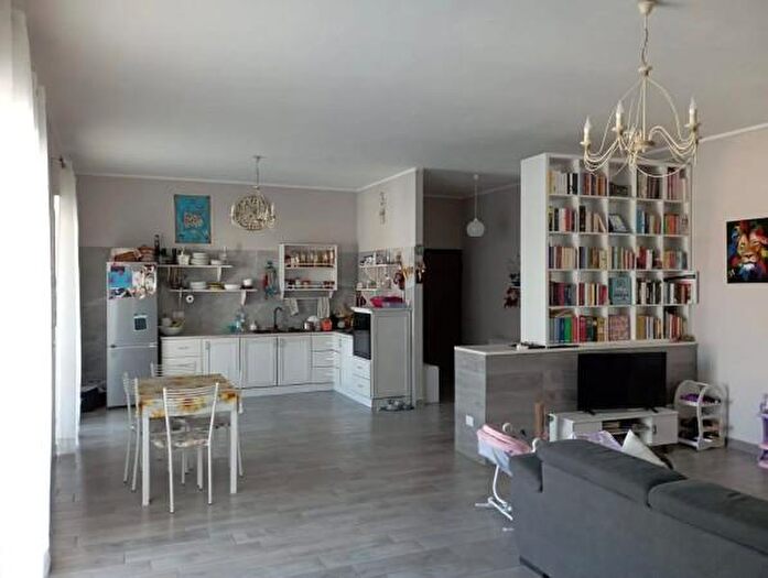 Appartamento quadrilocale in vendita in Mondragone