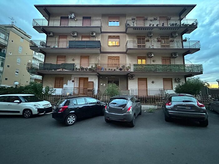 Appartamento con 5 locali in vendita in Via Sebastiano Catania, Misterbianco