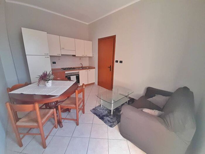 Appartamento bilocale in affitto in Via Emanuele Morozzo della Rocca, Breo, Mondovì