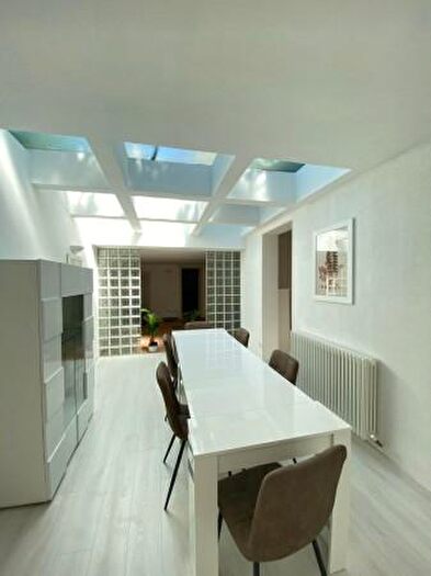 Appartamento quadrilocale in affitto in Viale Fratelli Cairoli, Riccione