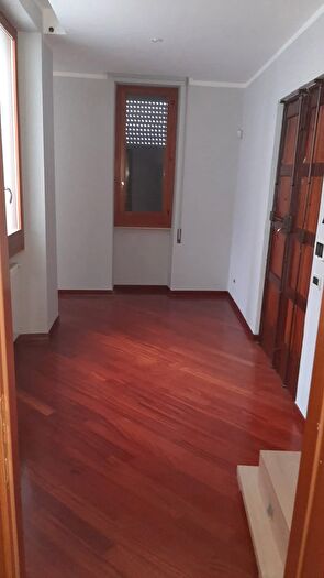 Appartamento quadrilocale in affitto in Piazza Cairoli, Velletri