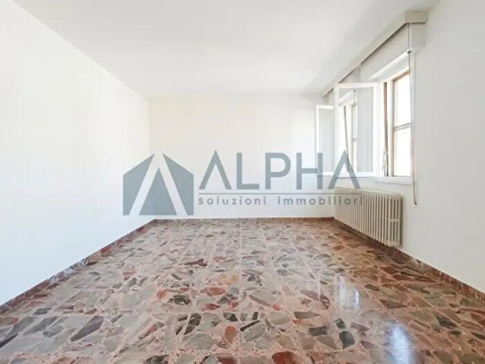 Appartamento trilocale in vendita in Via Roma, Gatteo