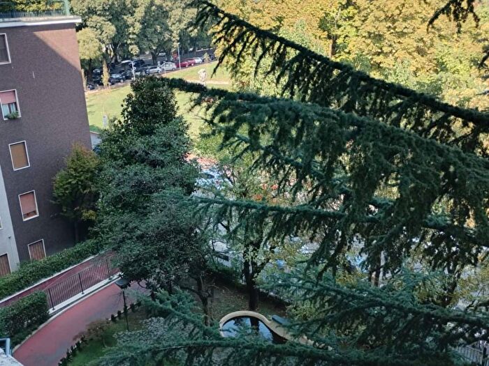 Appartamento bilocale in affitto in Via Augusto Anfossi, Cadore, Milano