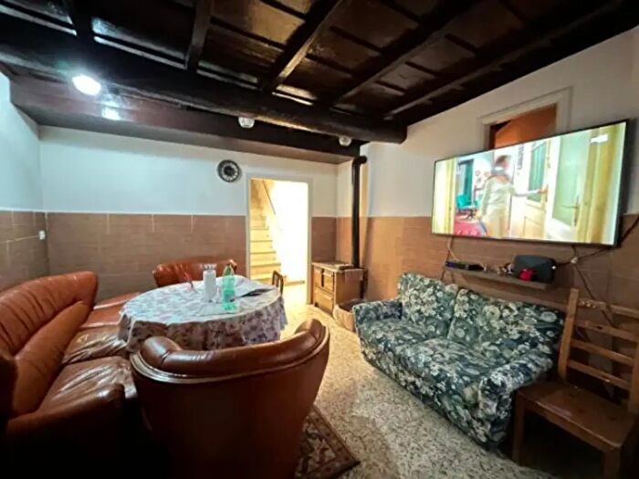 Appartamento con 5 locali in vendita in Via Porticella, Vasanello