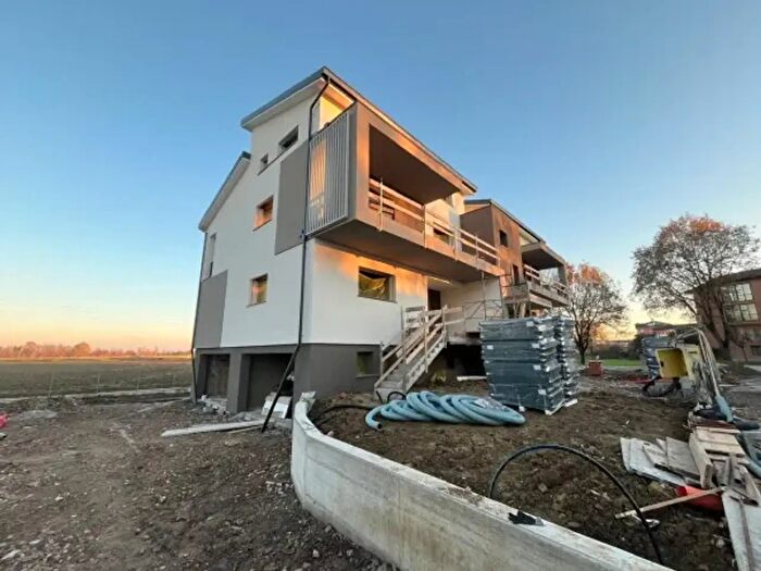 Appartamento trilocale in vendita in Via Enrico Fermi, Reggio Emilia