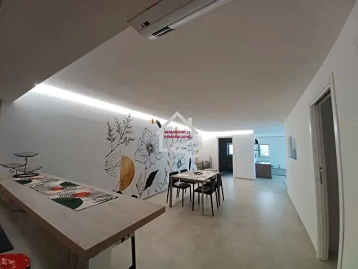 Casa con 6 locali in vendita in Via delle Ginestre, Ogliastro Cilento