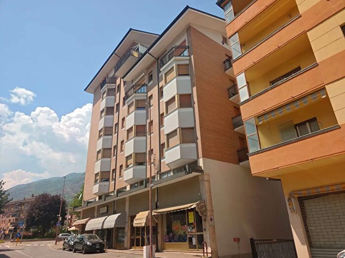 Appartamento trilocale in vendita in Aosta