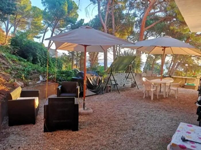 Appartamento bilocale in affitto in Via San Martino, Staletti