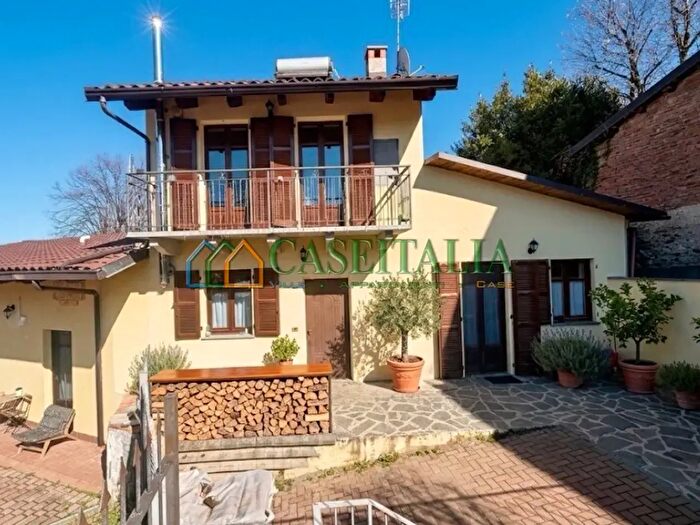 Appartamento trilocale in vendita in Via Rivoli, Rosta