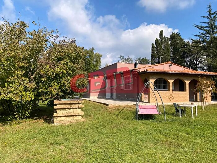 Casa con 5 locali in affitto in Livorno