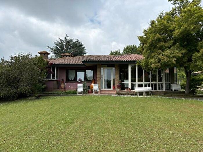 Casa con 6 locali in vendita in Via Romea, Ariano Nel Polesine