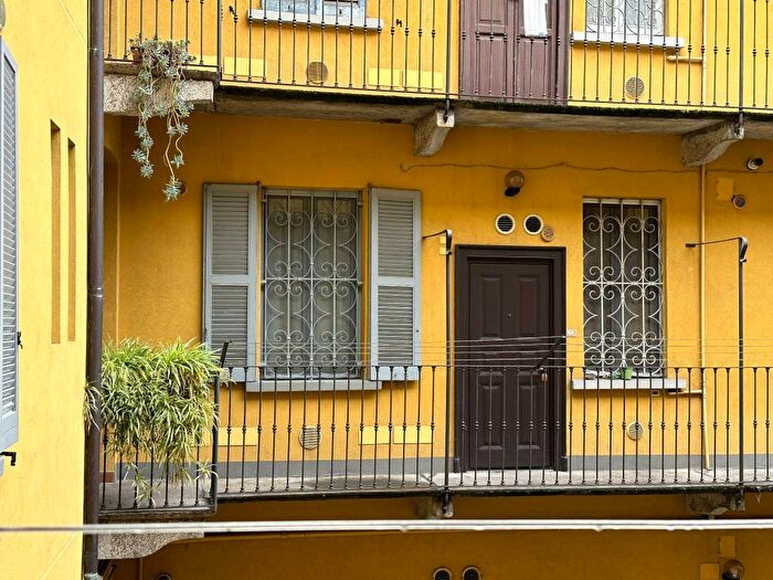 Appartamento bilocale in affitto in Via Pietro Custodi, Corso San Gottardo, Milano