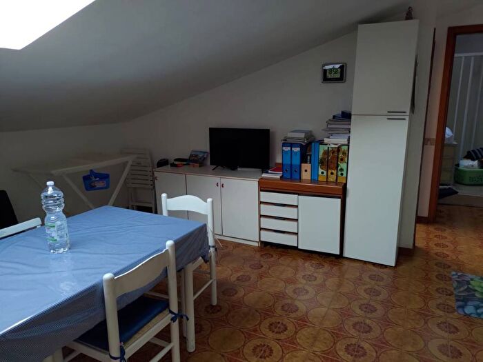 Casa bilocale in affitto in Via Cristoforo Colombo, Ferro di Cavallo, Perugia