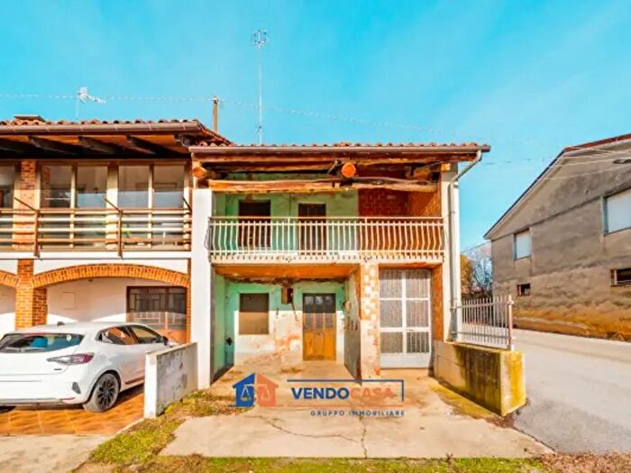 Casa quadrilocale in vendita in Strada Fiorenza, Carru