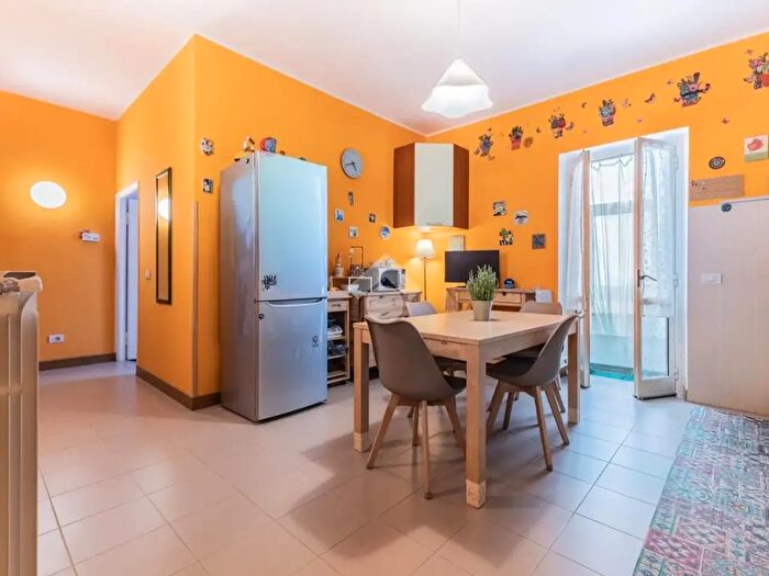 Appartamento con 6 locali in vendita in Viale G Marconi, Sutri