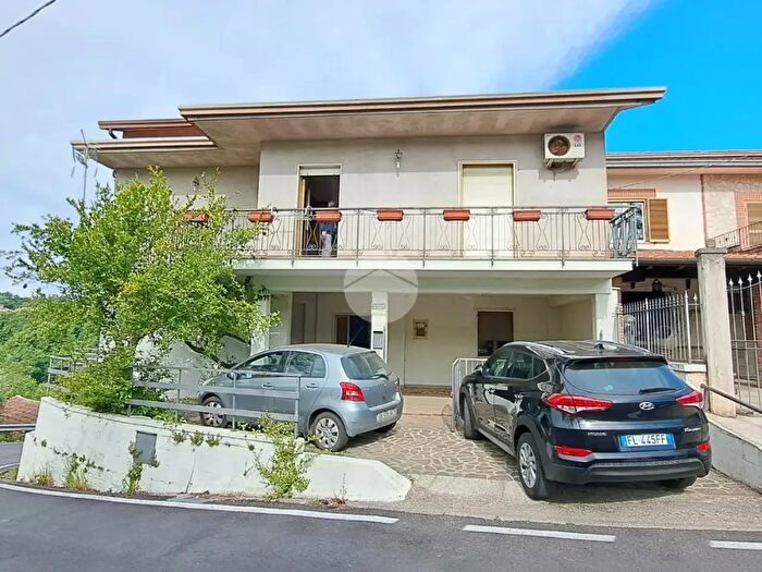 Casa trilocale in vendita in Via Santa Lucia, Monte San Giovanni Campano