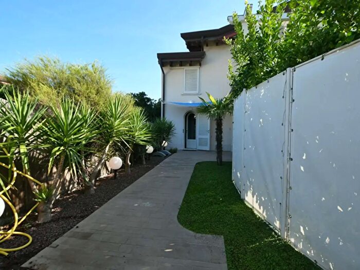 Casa trilocale in affitto in Forte Dei Marmi