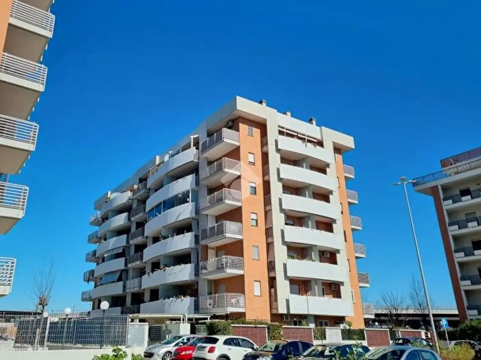 Appartamento bilocale in vendita in Via Luigi Crocco, Roma