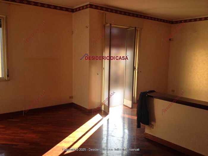 Appartamento quadrilocale in vendita in Via Don Orione Palermo Pa Italia, Palermo