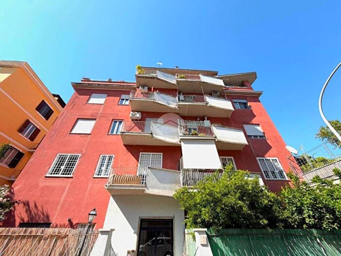 Appartamento trilocale in affitto in Via Giacomo Corradi, Monteverde Nuovo, Roma