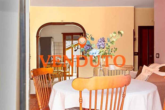 Appartamento trilocale in vendita in Via Anzio, Albano Laziale