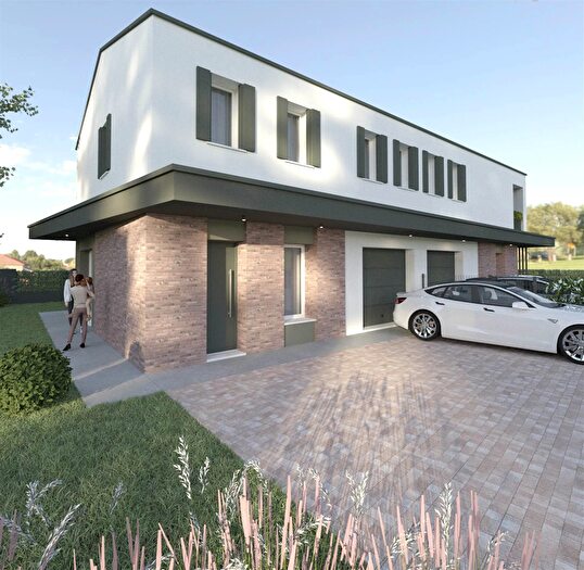 Casa con 7 locali in vendita in Via dei Tigli Noale, Noale