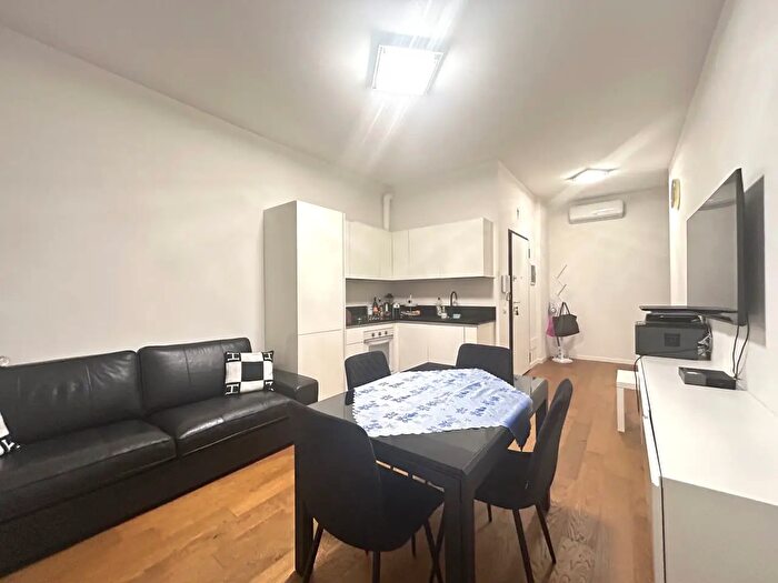 Appartamento trilocale in vendita in Piazza Pietro Mascagni, Firenze