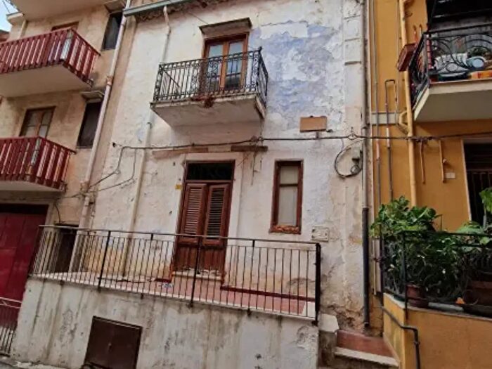 Casa trilocale in vendita in Via Emma, Borgetto
