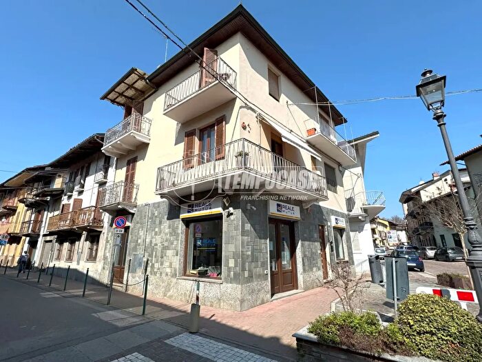 Casa con 6 locali in vendita in Via Carlo Alberto, San Giorgio Canavese