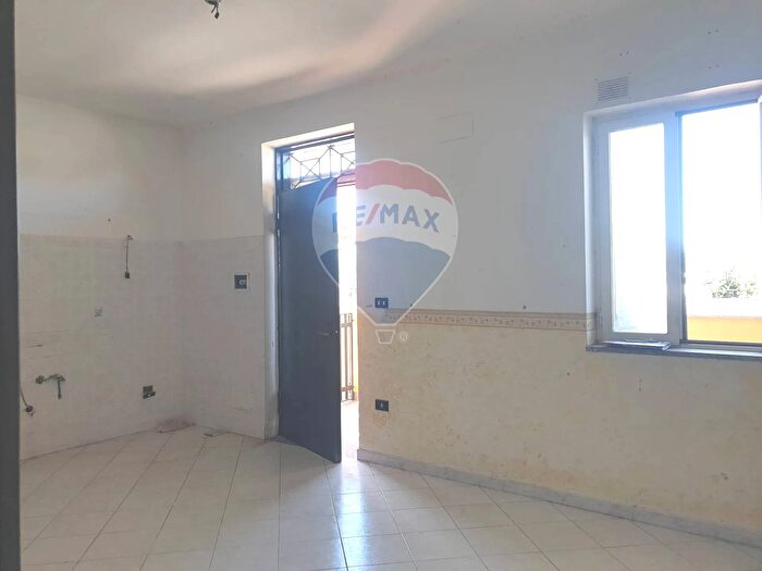 Appartamento trilocale in vendita in Caivano