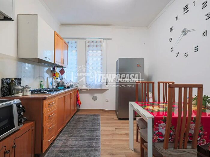 Appartamento trilocale in vendita in Via Gian Raniero Paulucci Ginnasi, Forli