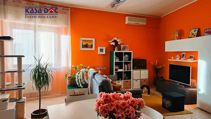 Appartamento trilocale in vendita in Viale De Filippis, Catanzaro