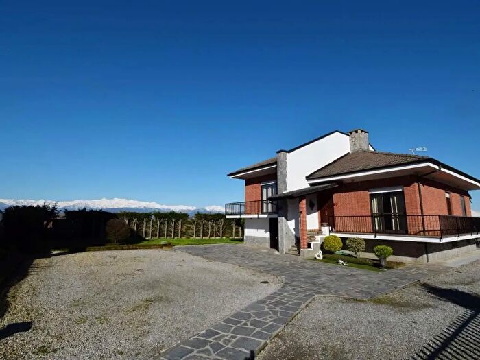 Casa con 5 locali in vendita in Via Don Gnocchi, Vigone