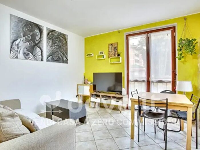 Appartamento trilocale in vendita in Via F Turati, Luino