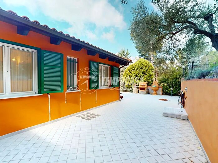 Appartamento trilocale in vendita in Strada Colla Micheri, Andora