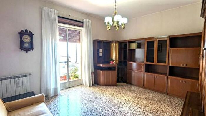 Appartamento trilocale in vendita in Via Scaccianoce SNC, Acireale