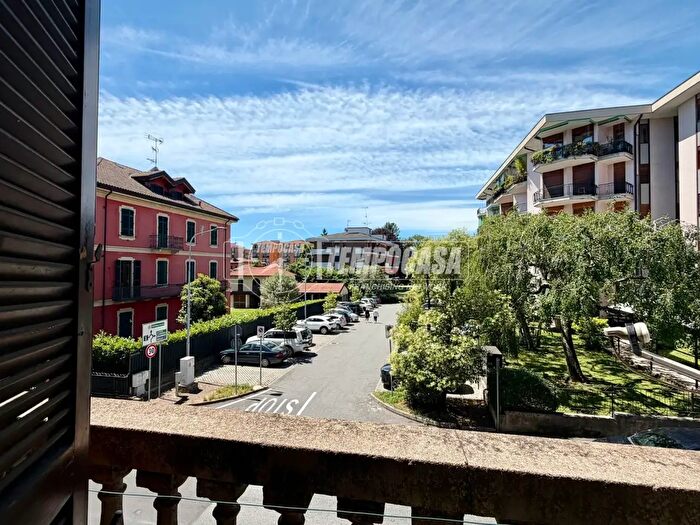Appartamento bilocale in vendita in Via Giuseppe Mazzini, Arona